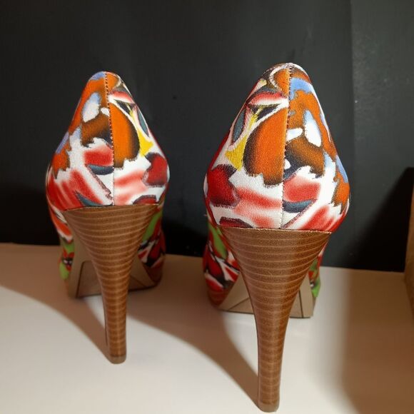 Nine West Dance Multi Colored Floral Peep Toe Stacked Heel Pump 10M - Picture 5 of 10